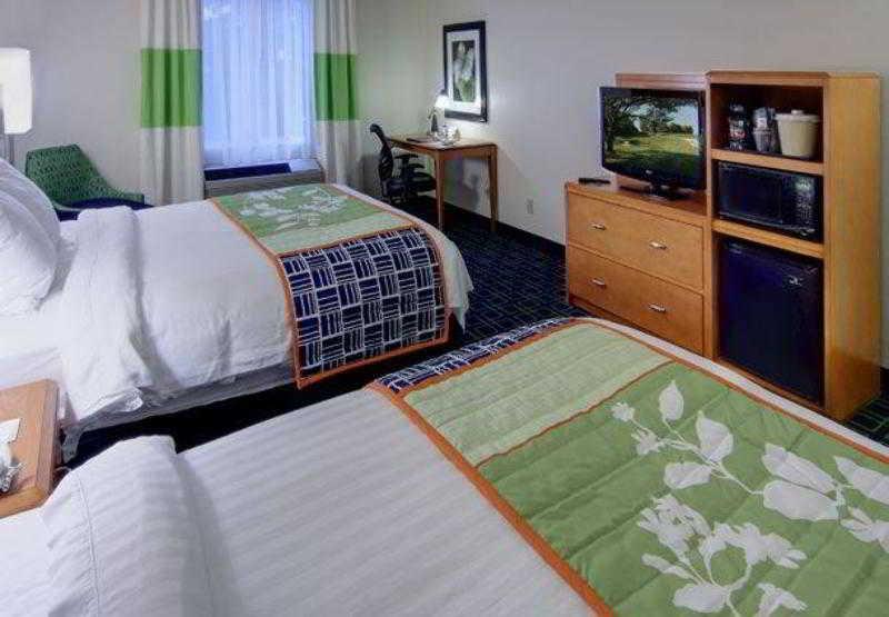 Hometowne Studios By Red Roof East Lansing - Okemos Quarto foto